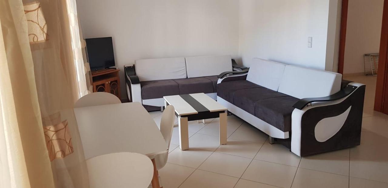 Stunning Sea View Apartments Саранде Екстериор снимка