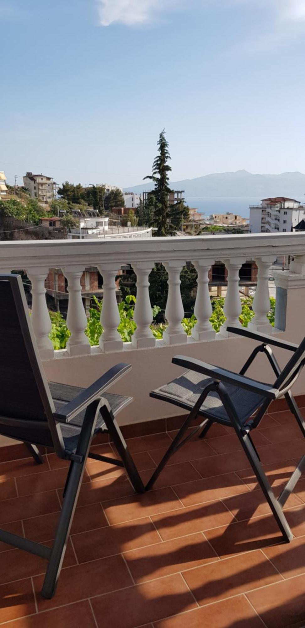 Stunning Sea View Apartments Саранде Стая снимка
