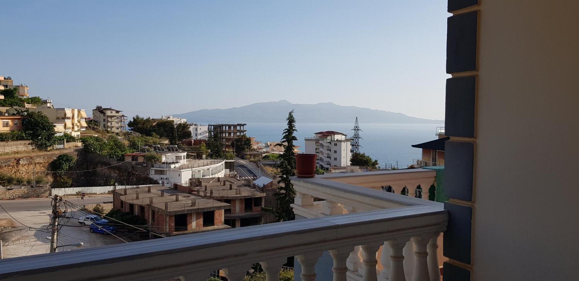 Stunning Sea View Apartments Саранде Стая снимка