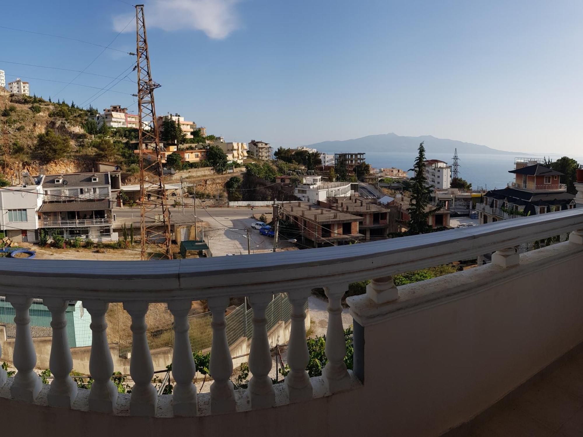 Stunning Sea View Apartments Саранде Стая снимка