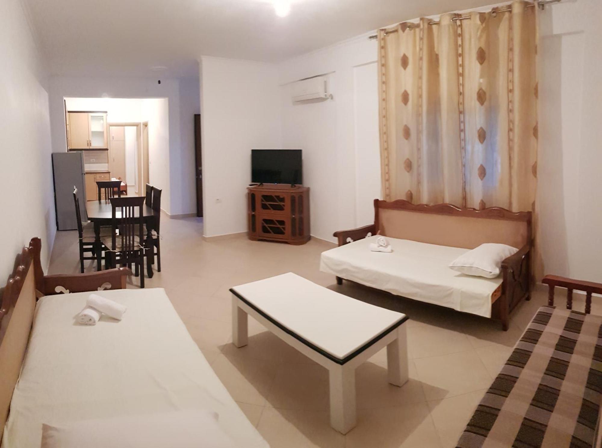 Stunning Sea View Apartments Саранде Стая снимка