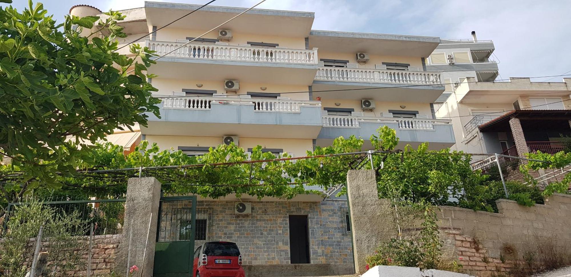 Stunning Sea View Apartments Саранде Стая снимка